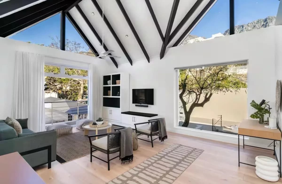 Apax in Rondebosch