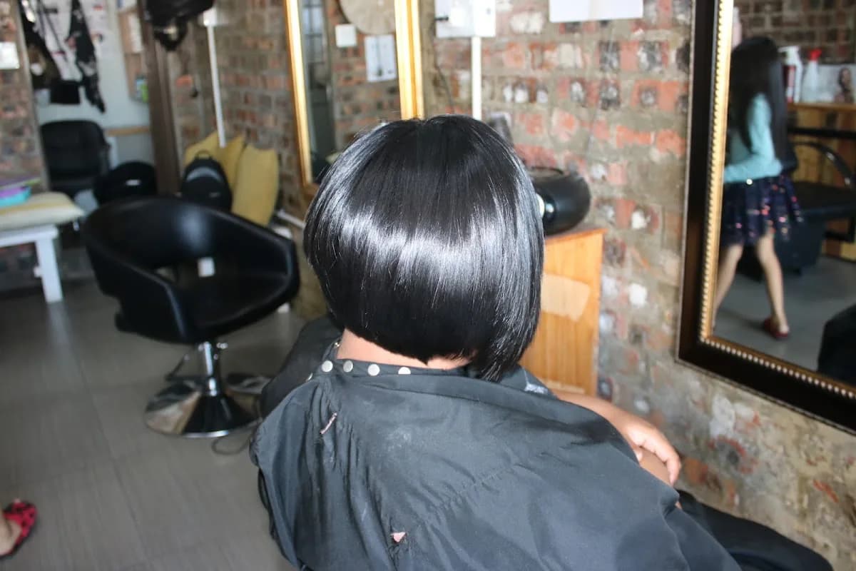 Honeycomb Hair, Health And Beauty Salon in Mitchells Plain