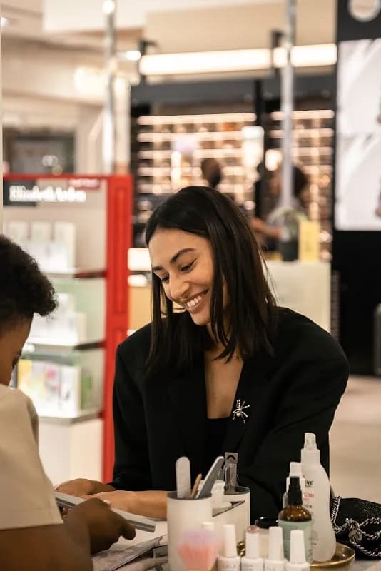 AMAZI Beauty Bar - La Lucia Mall Woolworths in La Lucia