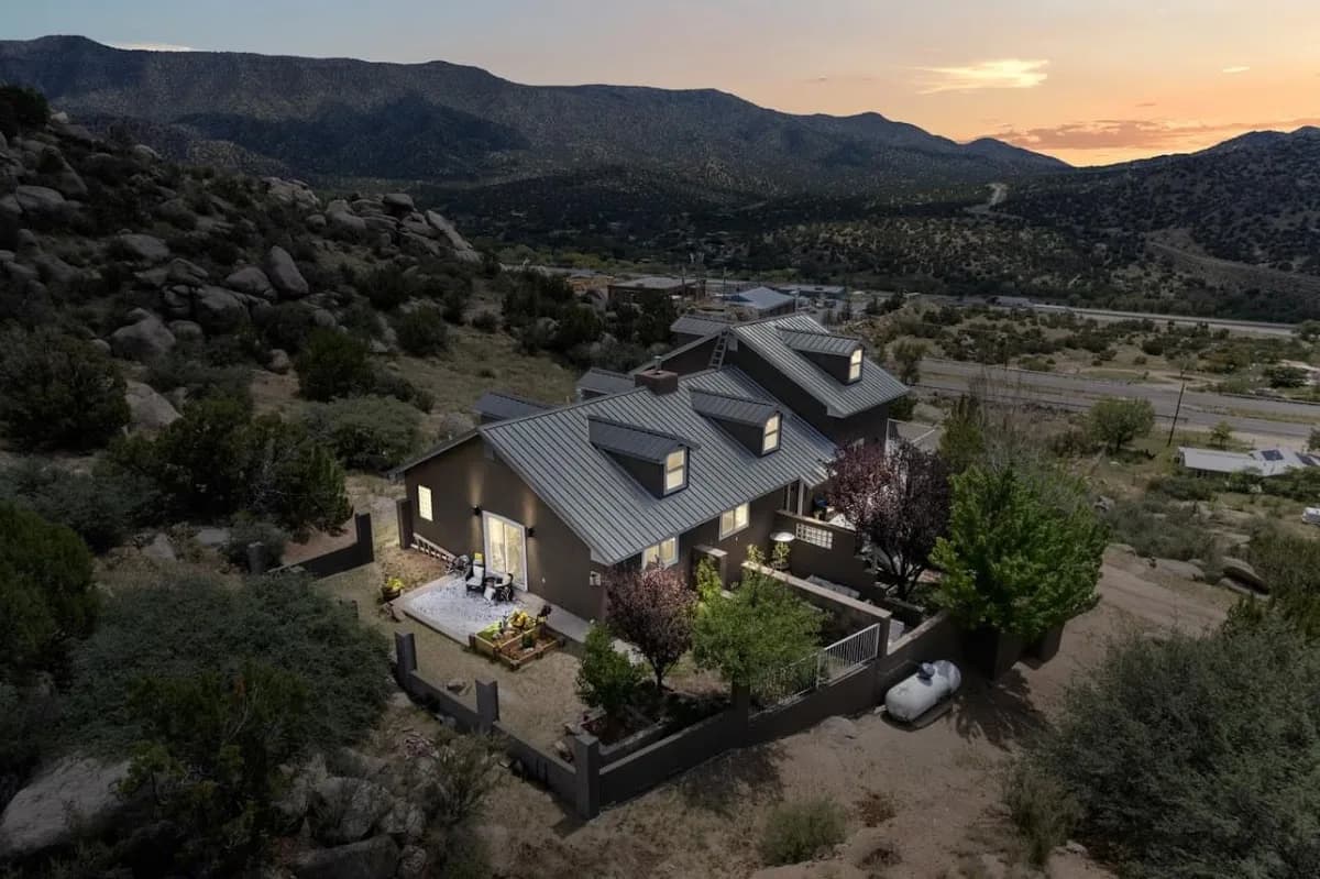 Eylicio Realty Team-Albuquerque Real Estate in Rio Rancho / Intel