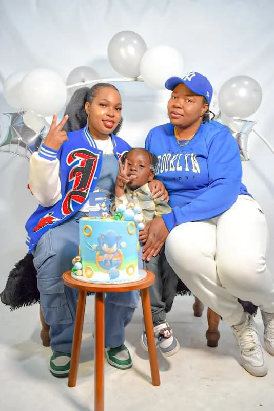Kumanzi studio photography in Khayelitsha