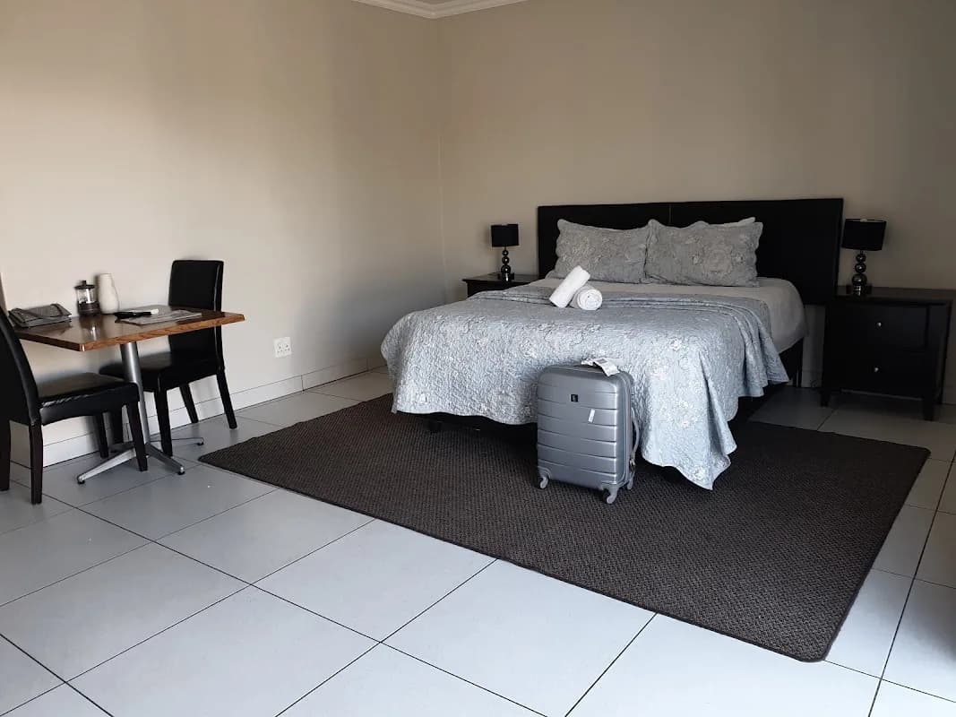 86 Edison Guest Lodge in Sunninghill