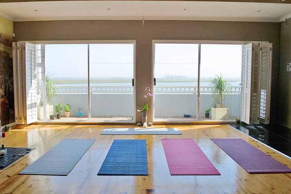 Hotei Massage & Yoga in Walmer