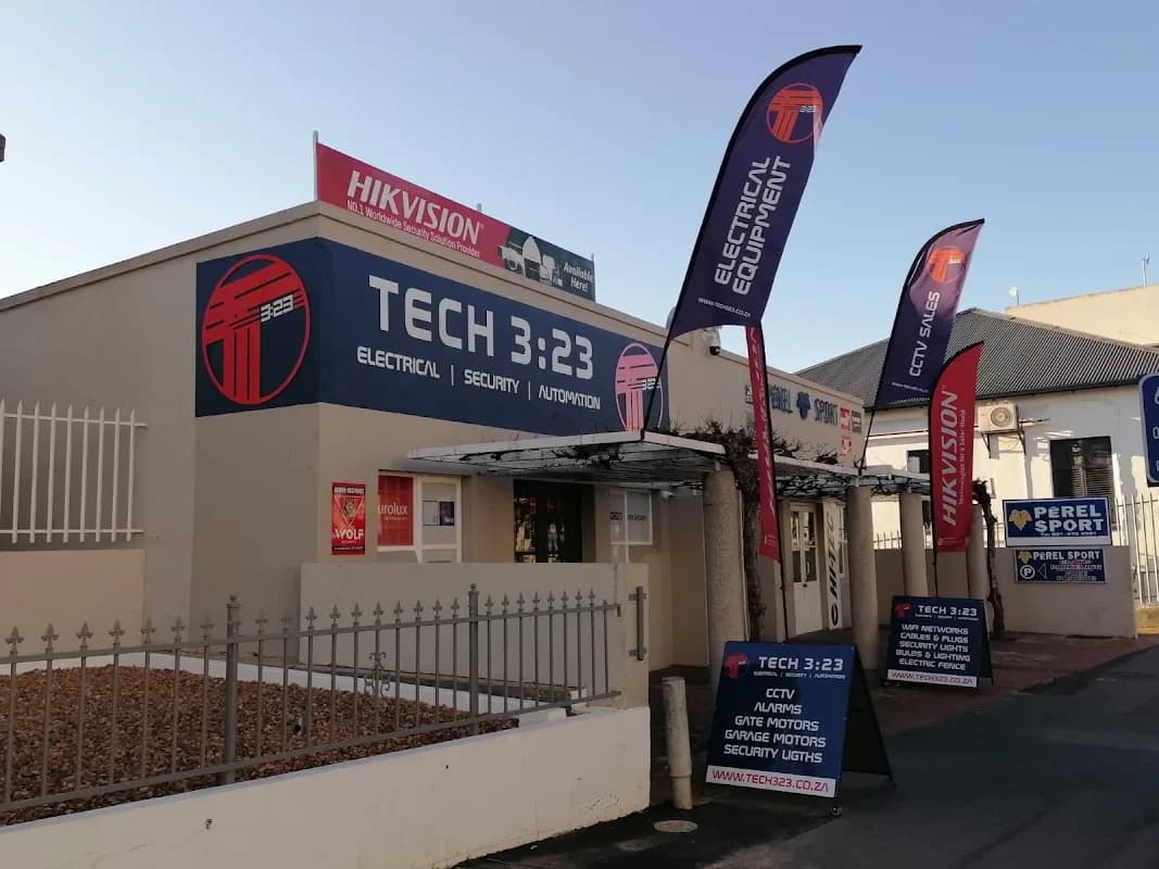 TECH 3:23 in Paarl CBD