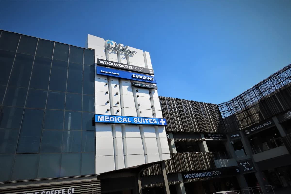 Medical Suites - The Wedge Shopping Centre in Kramerville
