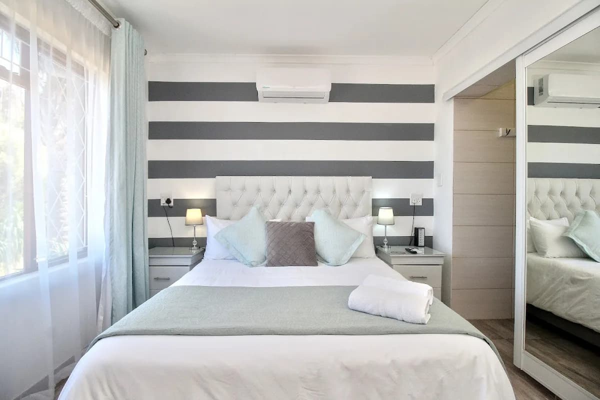 Glennies Guest House in Gordon's Bay