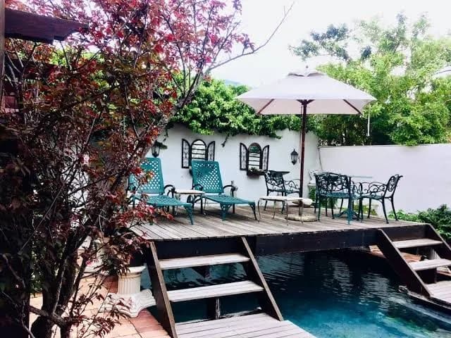 Harfield Guest Villa in Claremont