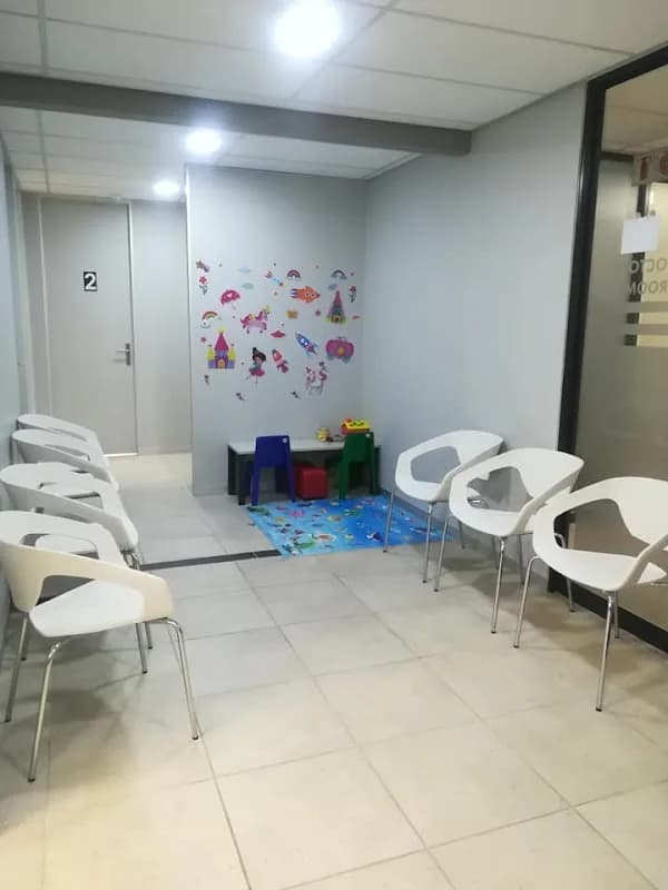 Doctors Rooms-Morningmed,General Practitioners in Sandton
