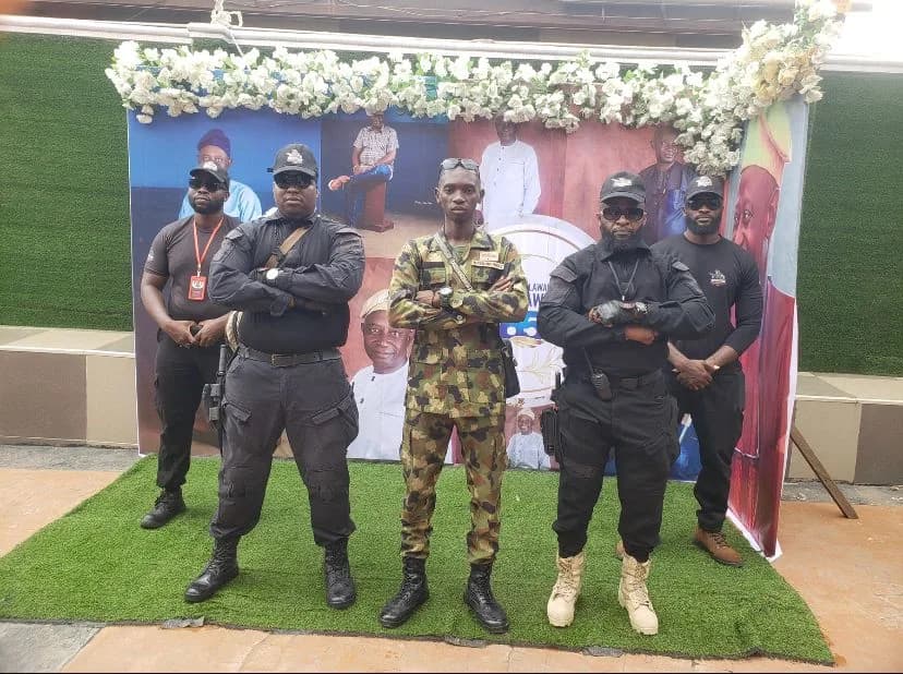 300 Spartans Bouncer and BodyGuard Security Company LTD in Ajegunle