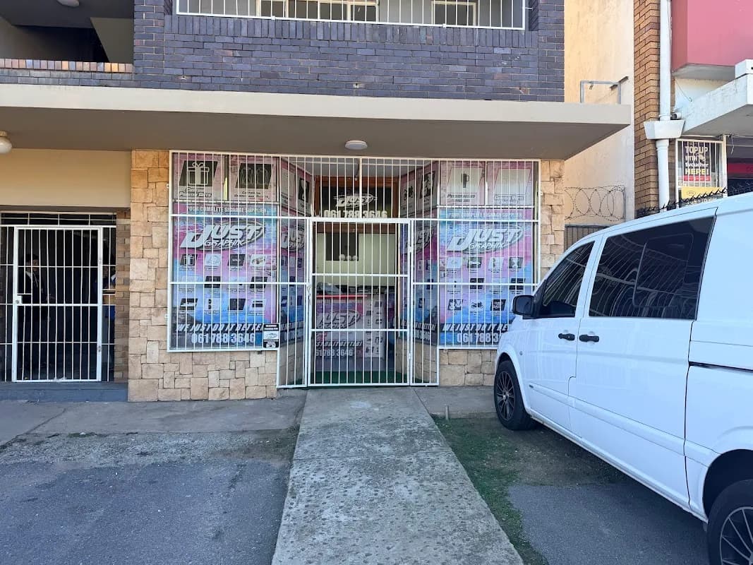 Just Graphix in Uitenhage CBD