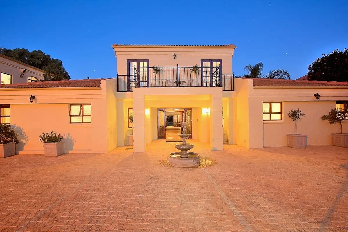 Leopardsong Manor in Highveld