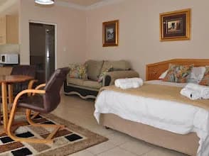 Waterlily Cove Guesthouse in Faerie Glen