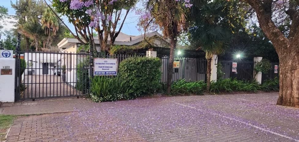 1322 Backpackers International in Hatfield