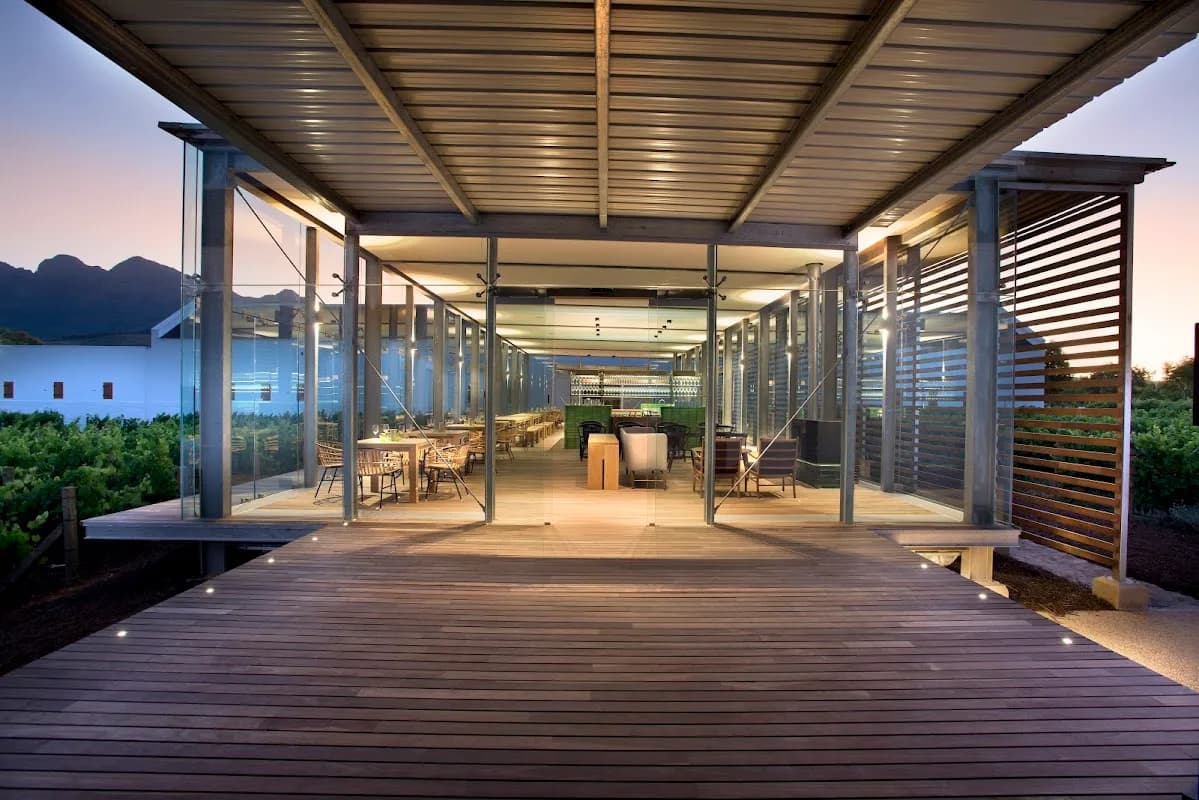 TV3 Architects & Planners in Die Boord