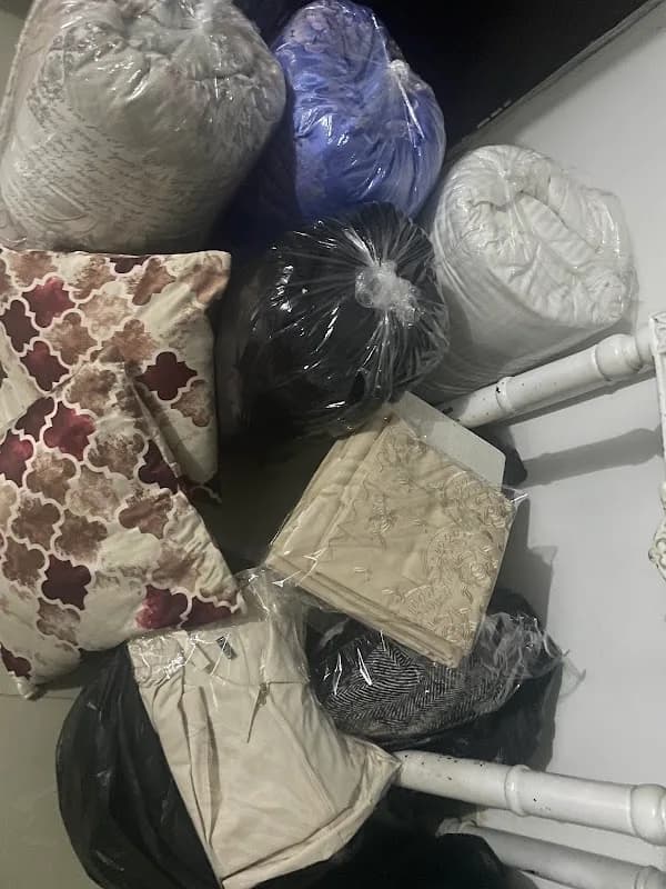 Famous wash Laundry & dry cleaning service in Gishiri