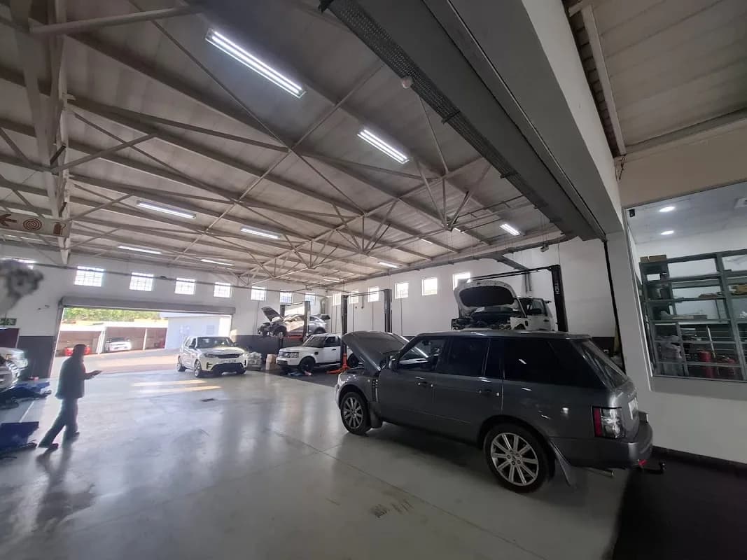 JVR Auto Specialist in Roodepoort