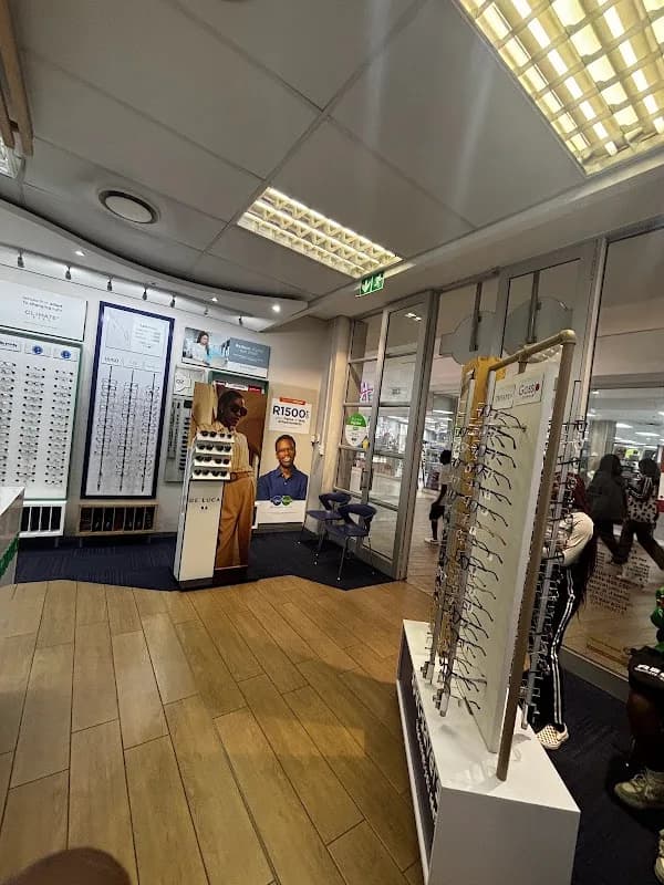 Spec-Savers Campus Square in Greenside