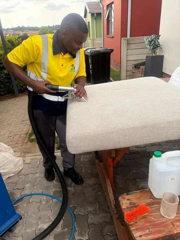 Mzansi Cleaning Service in Esther Park