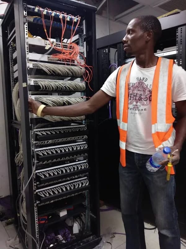 Salcom Technology in Isolo