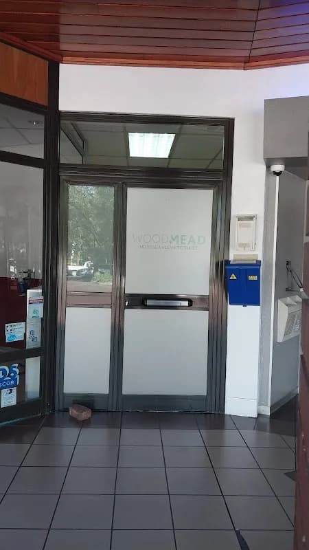 Dr Akhil R. Desai in Woodmead