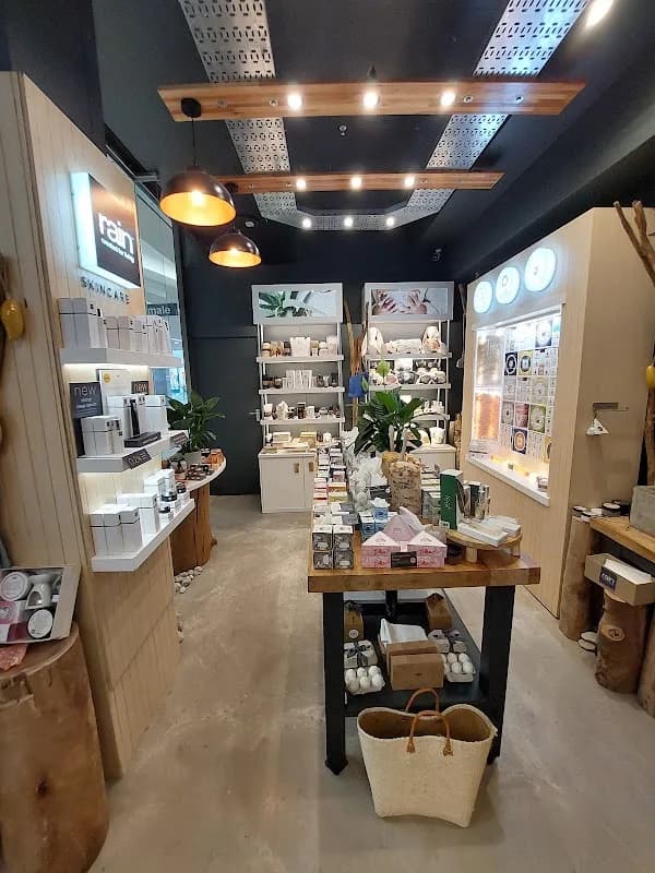 Rain Natural Skincare Blue Route in Tokai