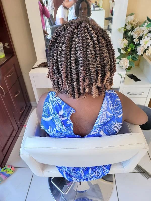 Mirage Hair & Beauty Salon in Roodepoort