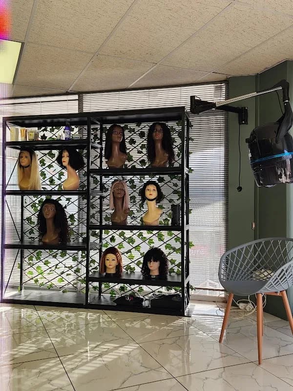 Nokedi hair extensions in Meerensee