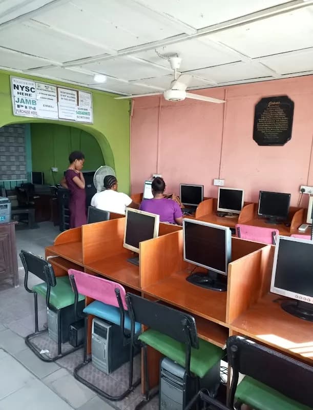 BRAZ COMPUTER SERVICES / CYBER CAFE in Okota