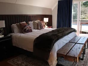 Wild Tree Lodge in Lakefield