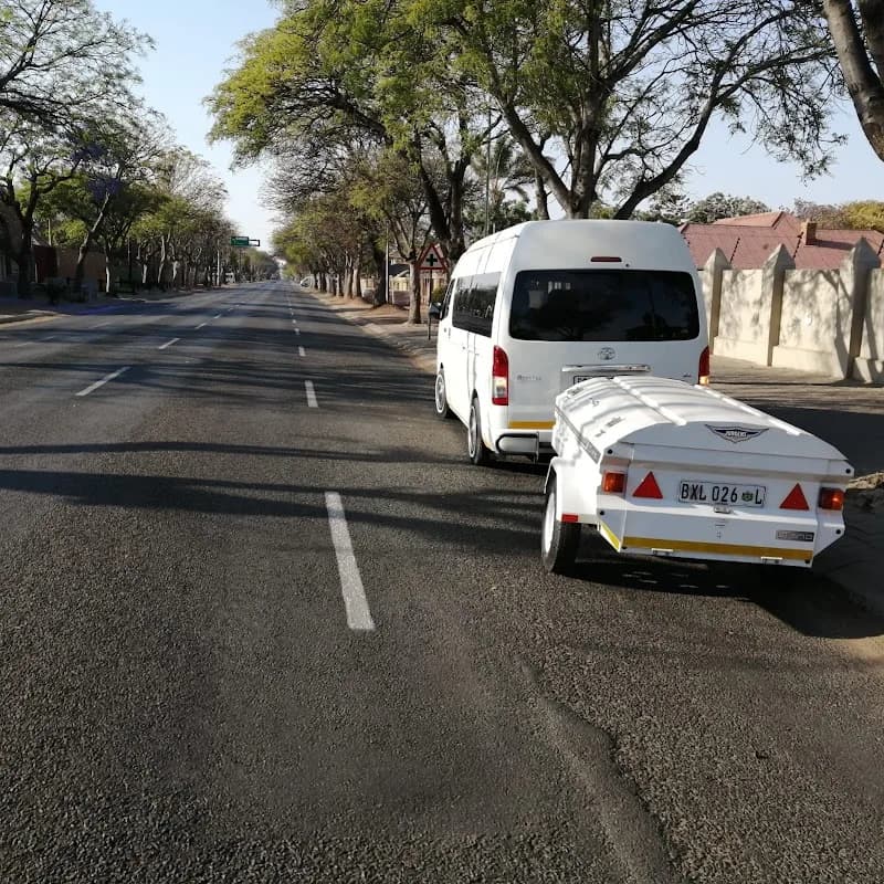 Hlangi Shuttle Services in Flora Park