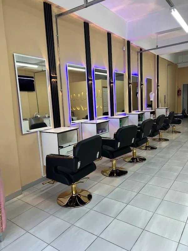 Elantè Atelier Hair & Beauty Salon in Willows