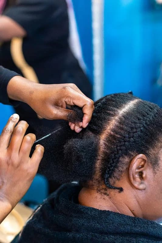 Emiyoli Beauty Bar in Pinetown