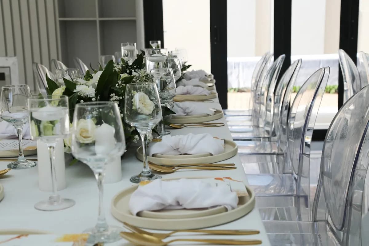 Lo's Decor in Fourways