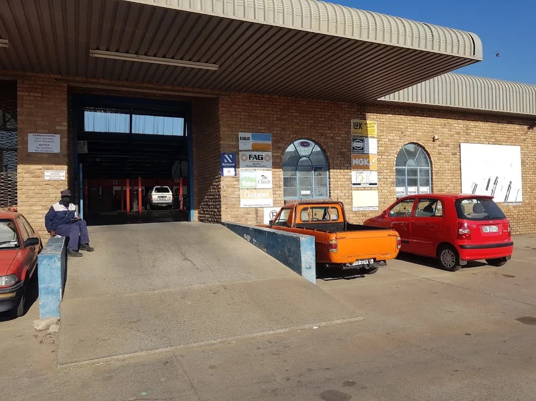 Dynotech Auto Service center in Bendor