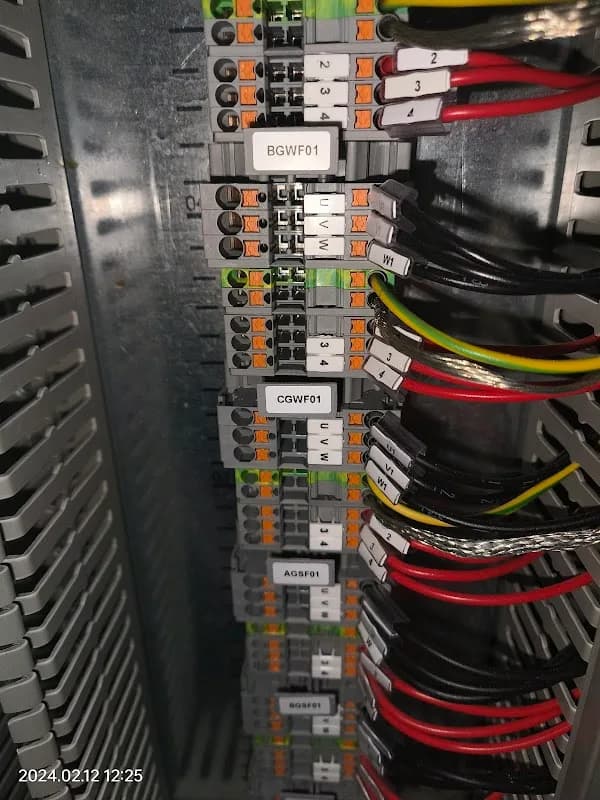 Kwende Electrical supplies in Klerksdorp CBD