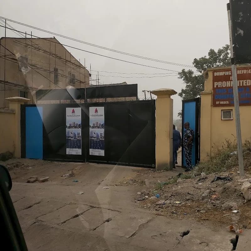 PLATINUM GATE ESTATE, ALAKA. in Mushin