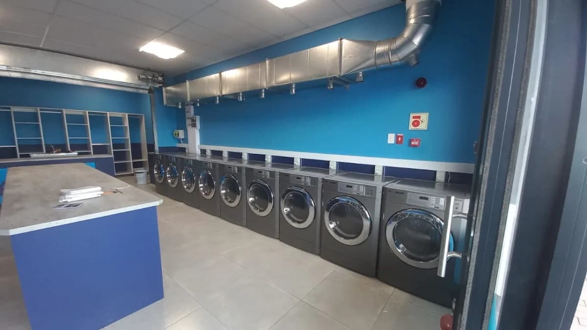 24 Hour Laundry Paarl in Paarl CBD