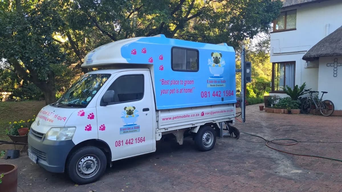 Pup in a Tub Mobile Groomers (PTY) Ltd in Paulshof