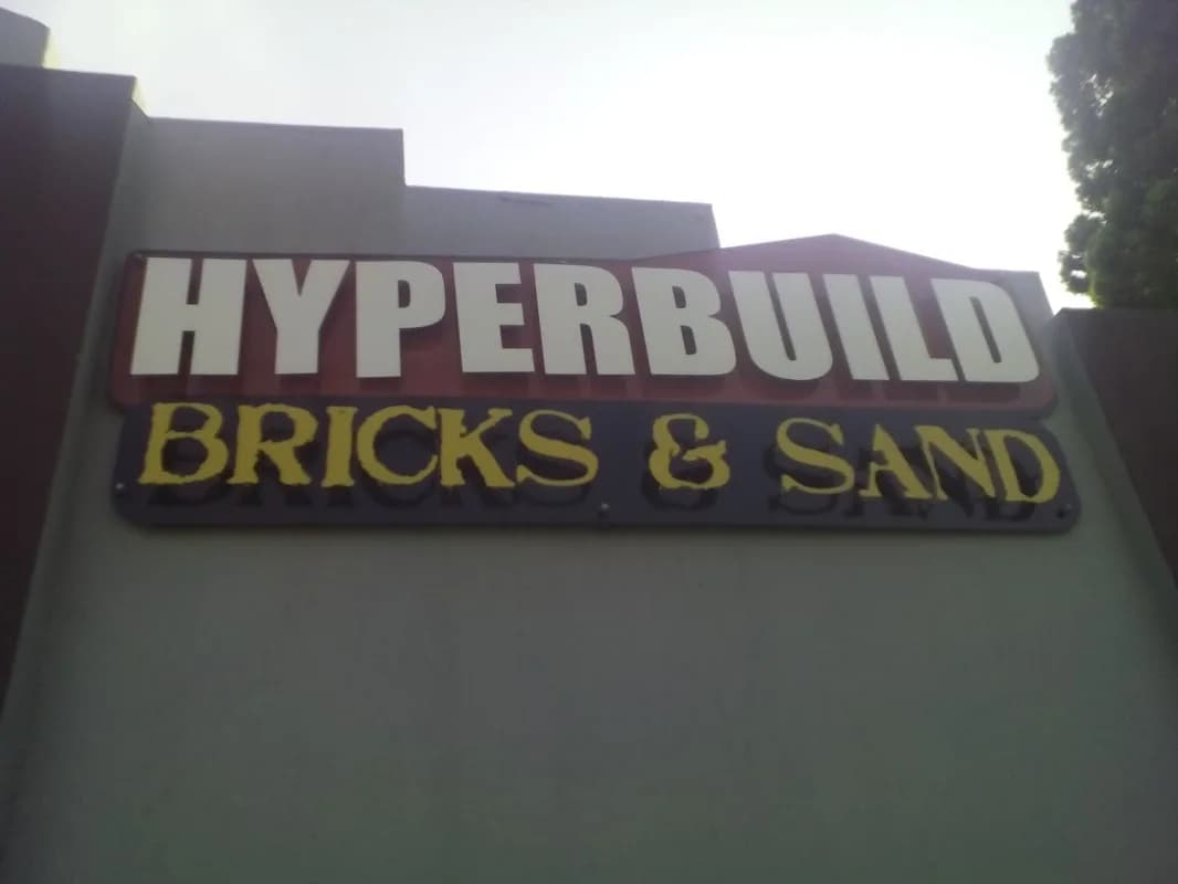 WPC / HYPERBUILD BRICKS AND SAND in Springs