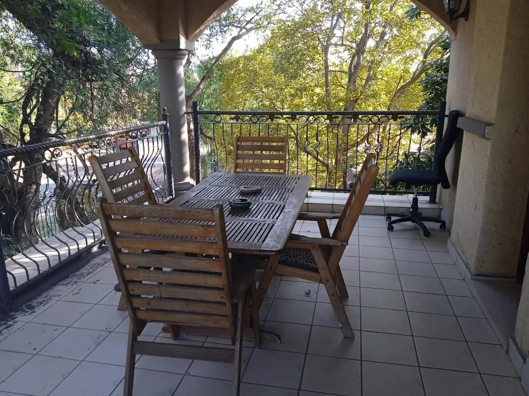ALOHA MENLYN LODGE in Garsfontein