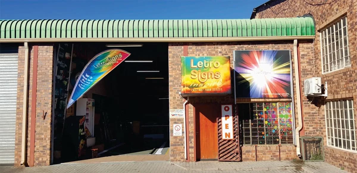 Letro Signs in Evander