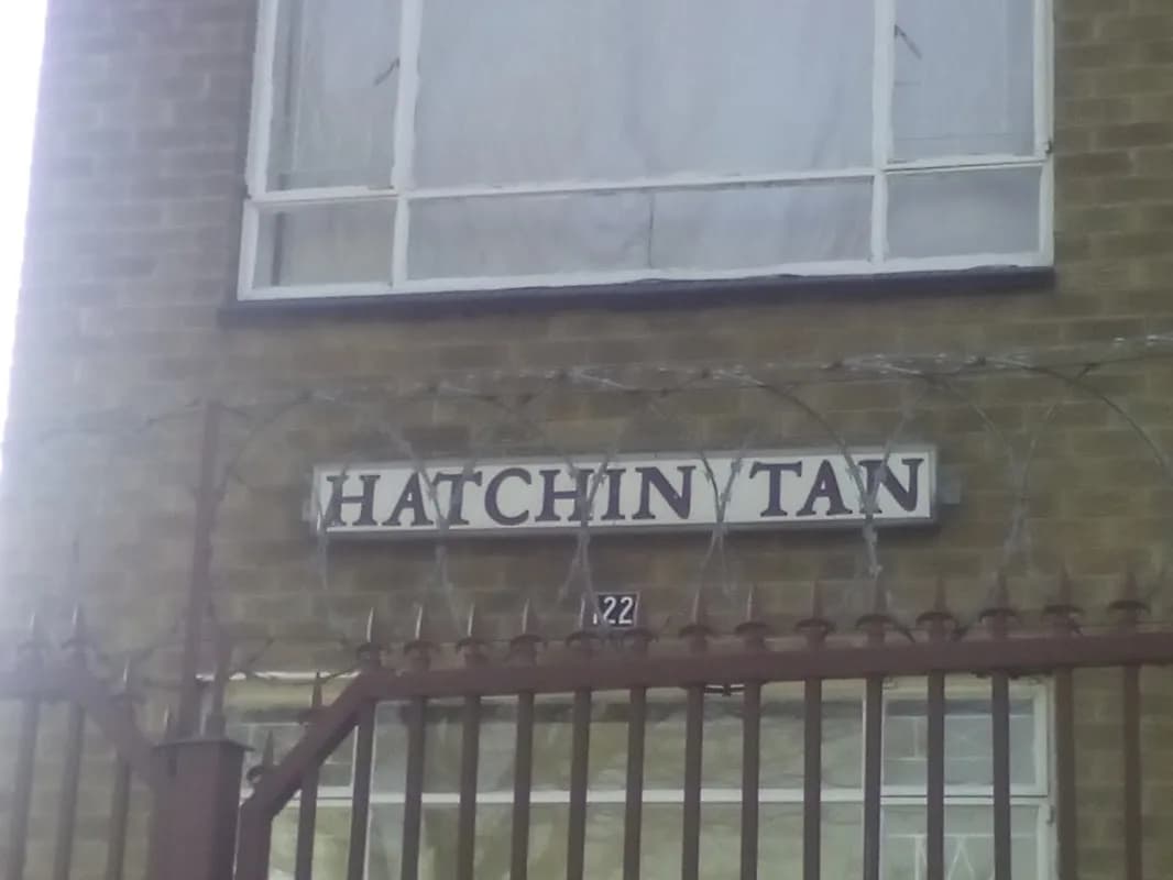 Hatchin Tan Apartments - Benoni. in Benoni
