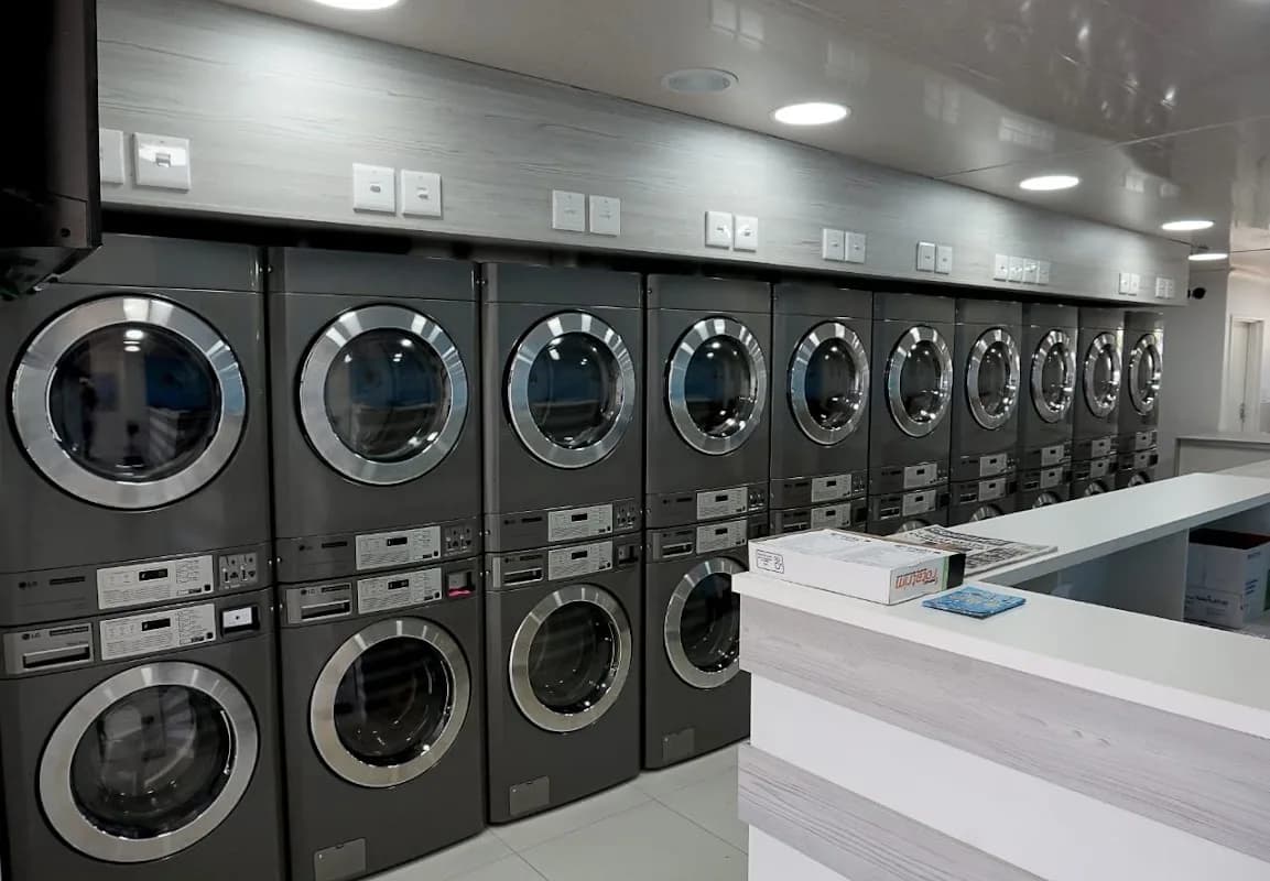 Saleh Laundry Lounge in Kenilworth