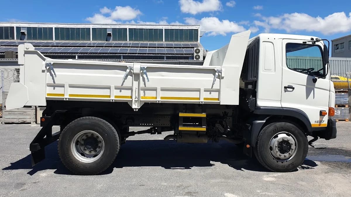 TBZ Removals, Rubble,Sand, Stone,Compost, Topsoil suppliers, delivery in Cape Town.Garden Refuse Removal in Langa