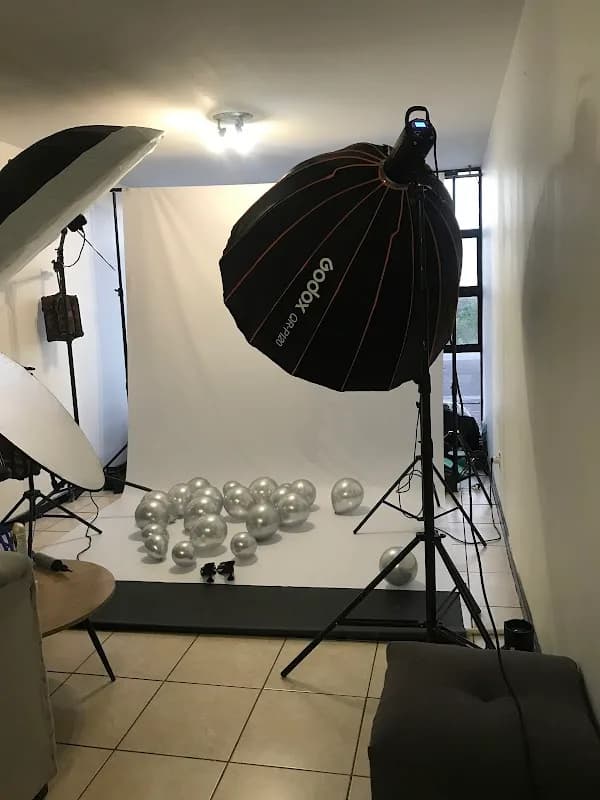 Dai Deng Iso Studios in Edenvale