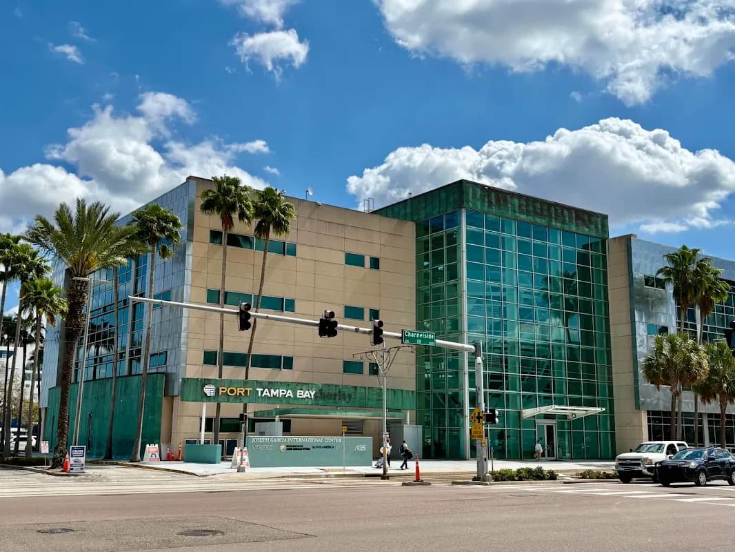 HCP Associates in Downtown / Channelside