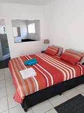 Langenhoven Furnished house for rent in Aerorand