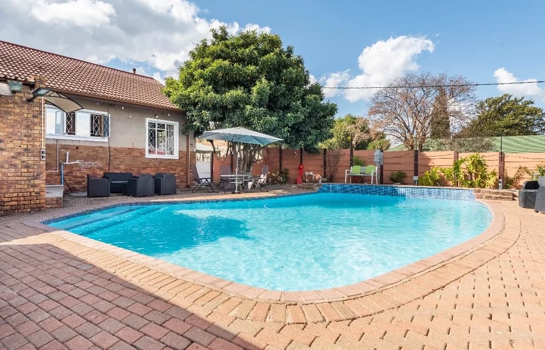 White House Lodge in Benoni CBD