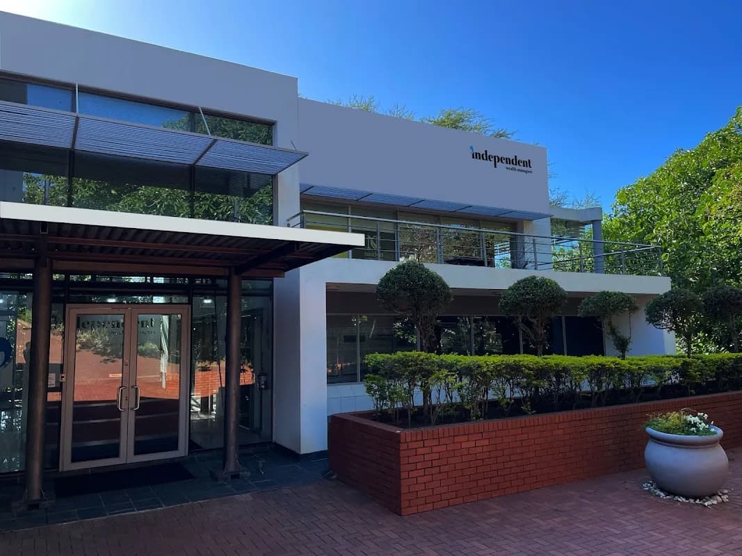 Independent Wealth Managers in La Lucia