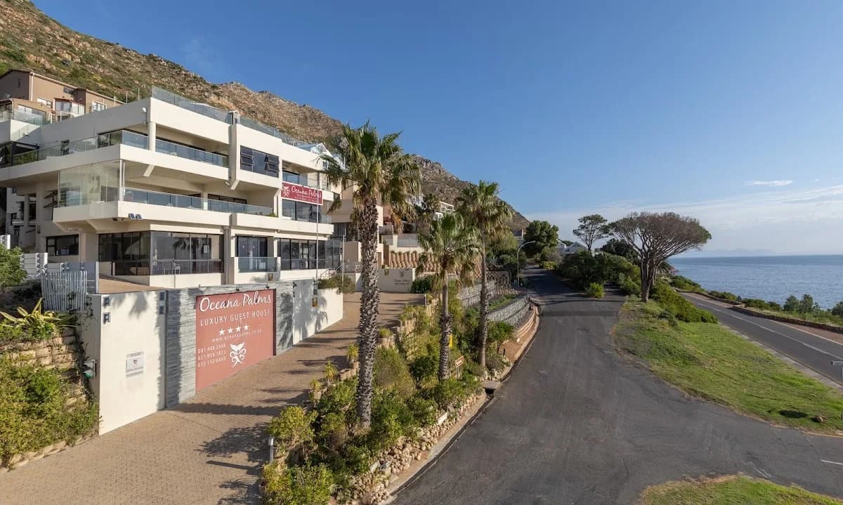 Oceana Palms Luxury Guest House in Gordon's Bay
